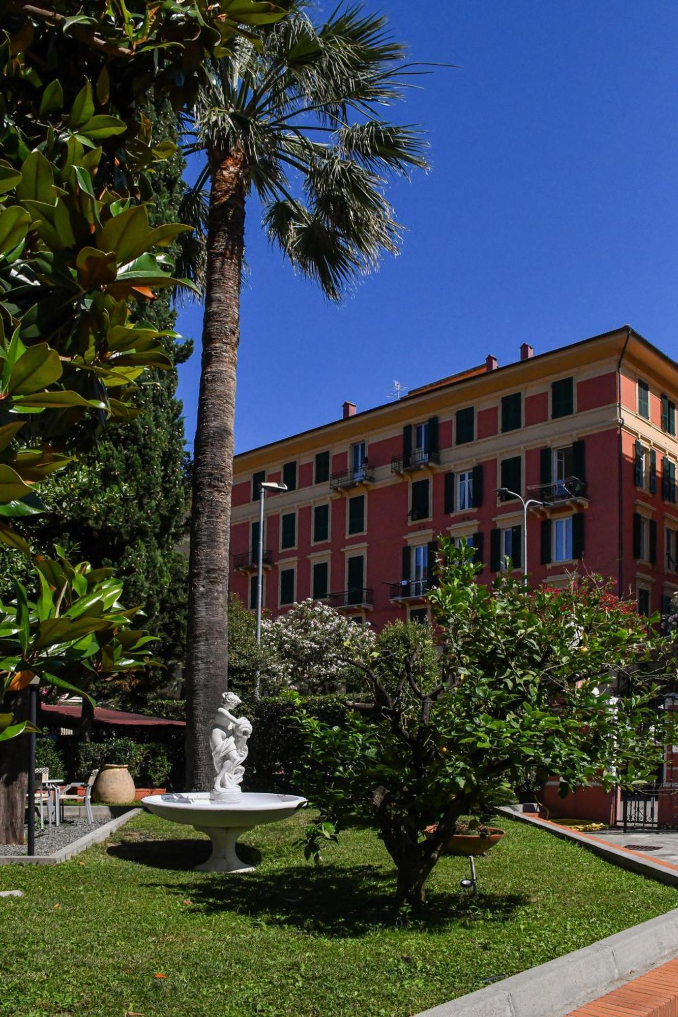 Le Palme 3* Varazze
