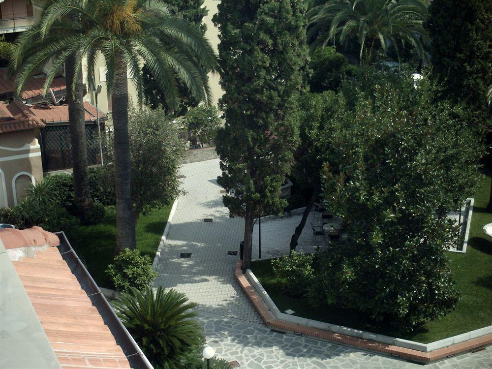 Le Palme 3* Varazze